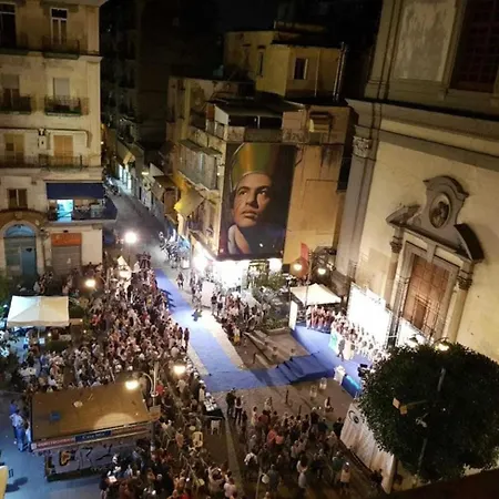 Mithra Centro Storico Apartmán *